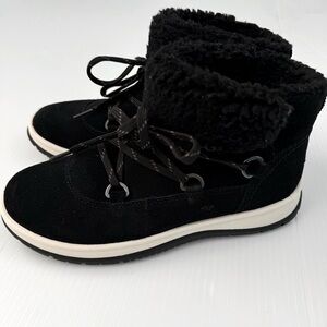 UGG Lakesider Heritage Lace suede Black  Ankle Boots